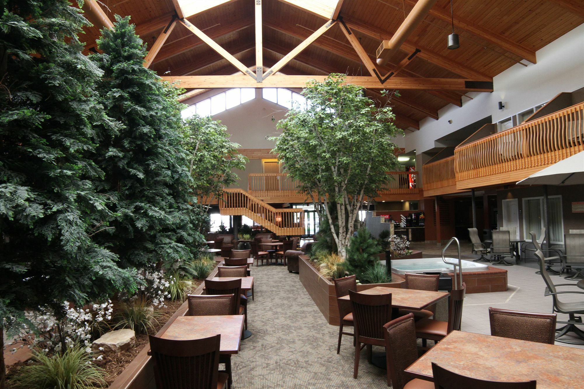 C'Mon Inn & Suites Fargo Exterior photo